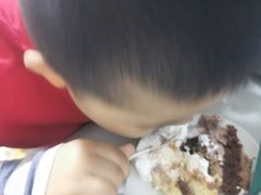 -山与蓝·轻糖鲜果蛋糕(勒泰店)