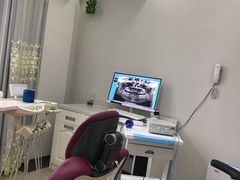 -茂菊口腔连锁(浦东南路店)