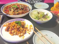 -粉墨特色菜·烧烤音乐酒馆