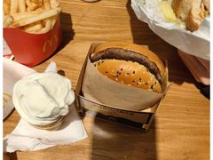 -麦当劳(许昌亚细亚店)