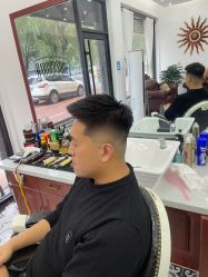 -贝勒爷专业男发