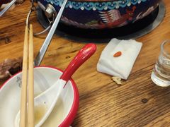 -毛辣果·贵州红酸汤牛肉火锅(西单店)