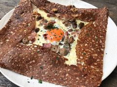 鸡蛋蘑菇熏肉荞麦可丽饼-RAC BAR(安福路店)