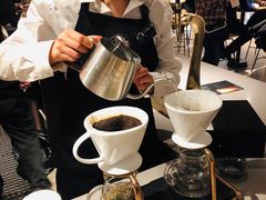 大堂-星巴克(静安嘉里中心B2店)