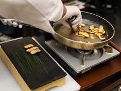 -菌自由丨野生菌火锅特色庭院餐厅(丽江古城店)