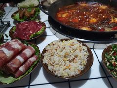 -扎起市井老火锅(乐山总店)