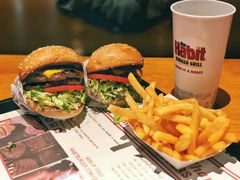 -The Habit Burger Grill 哈比特汉堡(复兴soho店)