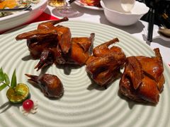 沙田玻璃乳鸽-馋遇江南·精致湖景雅宴(东方之门店)