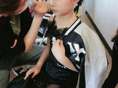 -炫艺舞蹈培训中心(枫尚奥特莱斯店)