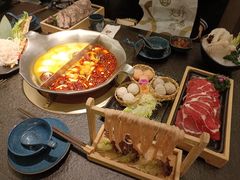 -湊湊火锅·茶憩(打浦桥日月光店)
