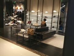 -HOGAN(久光百货店)