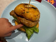 -必胜客(上海新南方商城PH店)