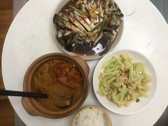 -爱的果实月嫂育婴师(世纪东方店)