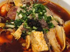 -成都你六姐·牛肉冒菜(城市集市合生汇店)