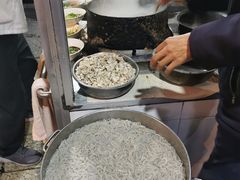 -甘记肥肠粉(马鞍北路店)