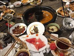 -佬土鹅肠火锅(解放路店)