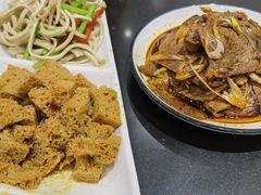 -杨记清芳牛肉拉面(宝龙广场店)