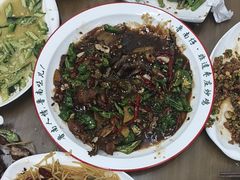 -鲁南仔·滕州炒鸡(经三路店)
