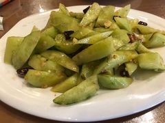凉拌黄瓜-新疆欣悦饭庄