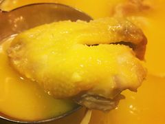 -鲜入围煮花胶鸡海鲜火锅