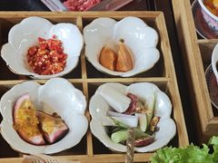 -菌自由丨野生菌火锅特色庭院餐厅(丽江古城店)