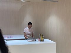 -好利来(上海长宁龙之梦店)