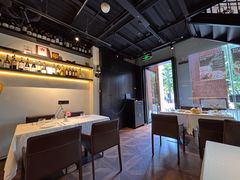 -LESCEDARS Brasserie Bistro香柏树