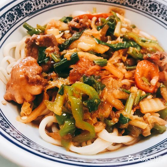 麦合丽亚·家常饭馆(体委店)