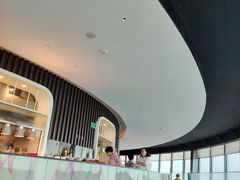 -亚洲国际大酒店·云顶阁旋转自助餐厅