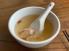松茸汽锅鸡-中8楼风尚云南菜(颐堤港店)