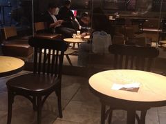 大堂-星巴克(广州动漫星城东区店)