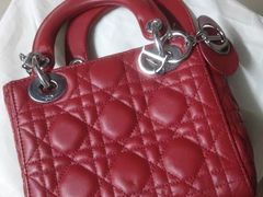 -臻新二手奢侈品回收鉴定(塘桥店)