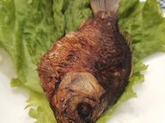 香茅草烤鲫鱼-蝴蝶泉宾馆-中餐厅