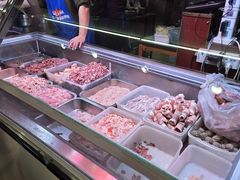 -周良天山牛杂城(天山路总店)