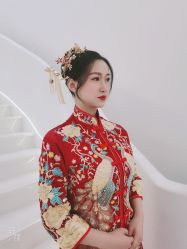 -艾米丽婚纱礼服