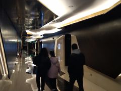 -英皇UA电影城(虹桥天地店)