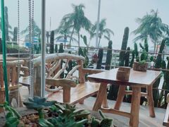 -那琴半岛地质海洋公园