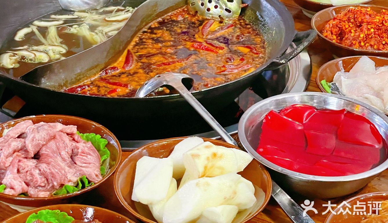 在闹市区的宝藏重庆火锅店怎么能不来