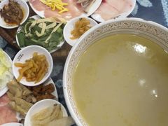 -桥香园云南过桥米线(金马碧鸡店)