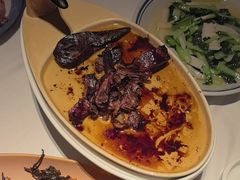 -八府香鸭·啫啫煲(华山路店)