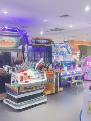 -Land Mark蓝马乐园(华联武夷购物中心店)