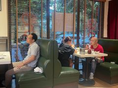 -阿莉餐厅(枣阳路店)