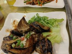 -鑫渔港海鲜本地菜·山海关浑锅(东戴河店)