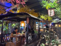 -城墙拐拐火锅(三峡广场黑金冠店)