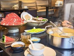 -鲜入唯煮·港式海鲜牛肉火锅(金宝街店)