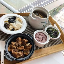 -拾玥国际月子会所(凯宾斯基店)