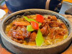 千秋酸菜煮牛肉-农厨好味·温泉鹅·农家菜