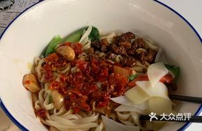 剁椒臊子拌面