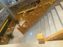 -菲拉拉漫温泉(东环路店)