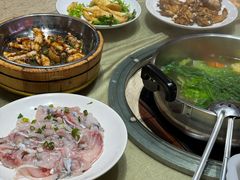 -红日饭店(裕隆三路店)